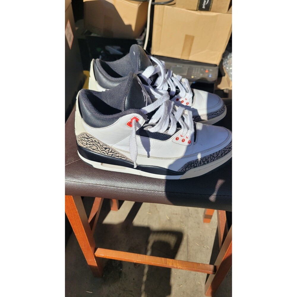 Nike Air Jordan 3 Retro Size 10